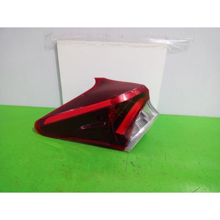 Recambio de piloto trasero izquierdo para toyota auris touring sports (e18) hybrid feel! edition referencia OEM IAM 8156102A61  