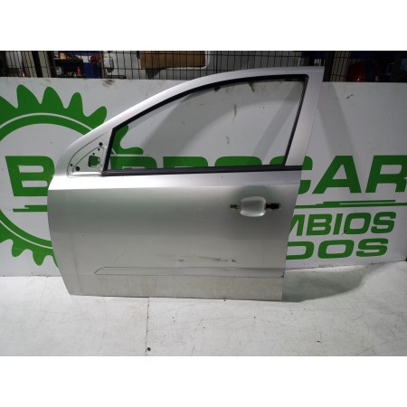 Recambio de puerta delantera izquierda para opel astra h berlina essentia referencia OEM IAM 124085  
