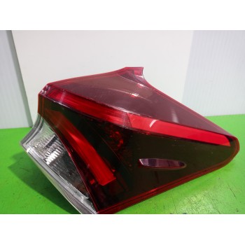 Recambio de piloto trasero derecho para toyota auris touring sports (e18) hybrid feel! edition referencia OEM IAM 8155102A61  