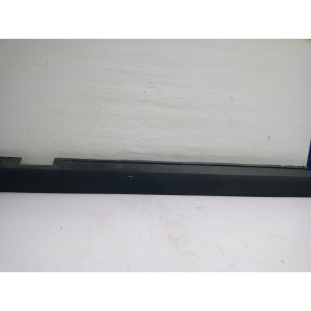 Recambio de faldon lateral para seat toledo (5p2) exclusive referencia OEM IAM 5P0853851F  