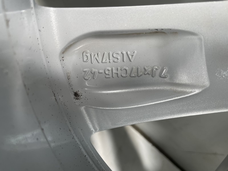 Recambio de juego llantas para opel grandland x opel 2020 referencia OEM IAM 7JX17CH542  