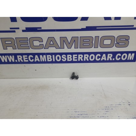 Recambio de grapas para renault clio iii 1.6 16v referencia OEM IAM 7703179010  