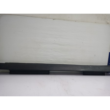 Recambio de faldon lateral para seat toledo (5p2) exclusive referencia OEM IAM 5P0853852F  