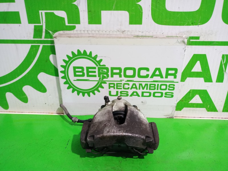 Recambio de pinza de freno delantera derecha para opel astra h berlina essentia referencia OEM IAM 542472  