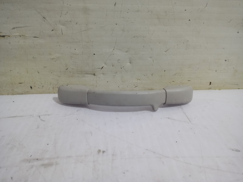 Recambio de asidero techo delantero derecho para peugeot 207 confort referencia OEM IAM 9128W5  