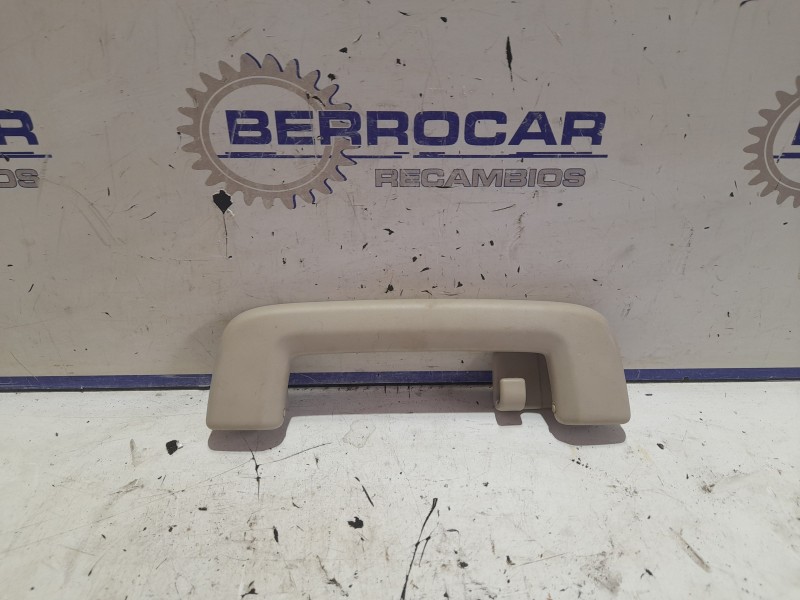 Recambio de asidero techo para land rover discovery 2.7 td v6 cat referencia OEM IAM EDN500080  