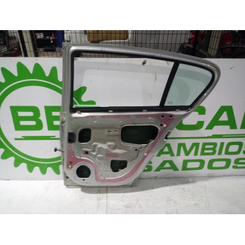 Recambio de puerta trasera derecha para opel astra h berlina essentia referencia OEM IAM 124589  