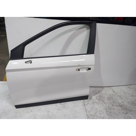 Recambio de puerta delantera izquierda para seat arona xperience plus referencia OEM IAM 6F9831051D  