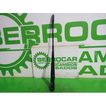 Recambio de brazo limpia delantero derecho para opel zafira b 1.9 cdti referencia OEM IAM 13145564  