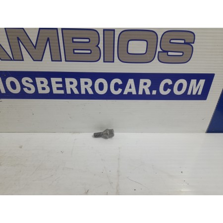 Recambio de tornillos para renault clio iii 1.5 dci diesel cat referencia OEM IAM 8200731281  