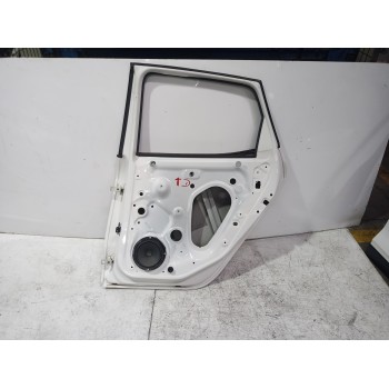 Recambio de puerta trasera derecha para seat arona xperience plus referencia OEM IAM 6F9833052E  