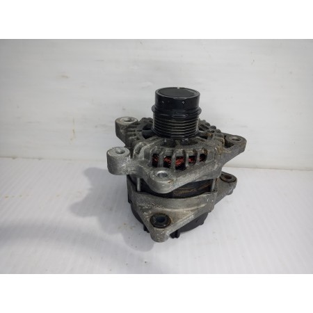 Recambio de alternador para kia sportage (nq5) drive referencia OEM IAM 373002M520  