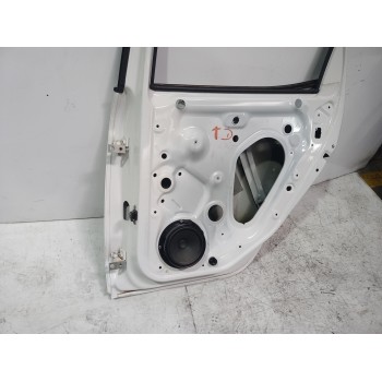 Recambio de puerta trasera derecha para seat arona xperience plus referencia OEM IAM 6F9833052E  