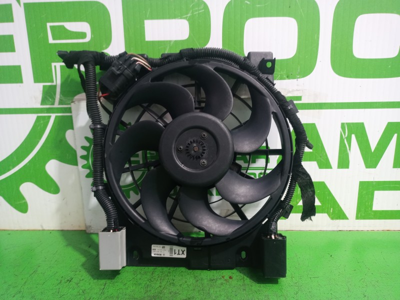 Recambio de electroventilador para opel zafira b 1.9 cdti referencia OEM IAM 0936821  