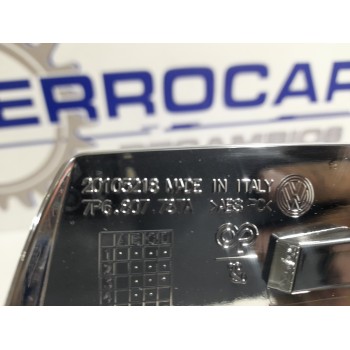 Recambio de embellecedor trasero para volkswagen touareg 3.0 v6 tdi referencia OEM IAM 7P6807787A  