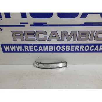 Recambio de piloto intermitente izquierdo para mercedes-benz clase b (w245) 2.0 cat referencia OEM IAM A1698201121  