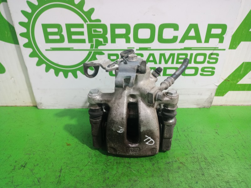 Recambio de pinza de freno trasera derecha para opel zafira b 1.9 cdti referencia OEM IAM 5542107  