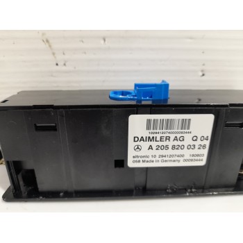 Recambio de conector usb para mercedes-benz clase c (w205) familiar 2.0 cdi cat referencia OEM IAM 2058200326  