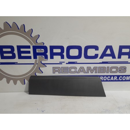 Recambio de moldura para opel mokka x 1.6 cdti dpf referencia OEM IAM 95157448  