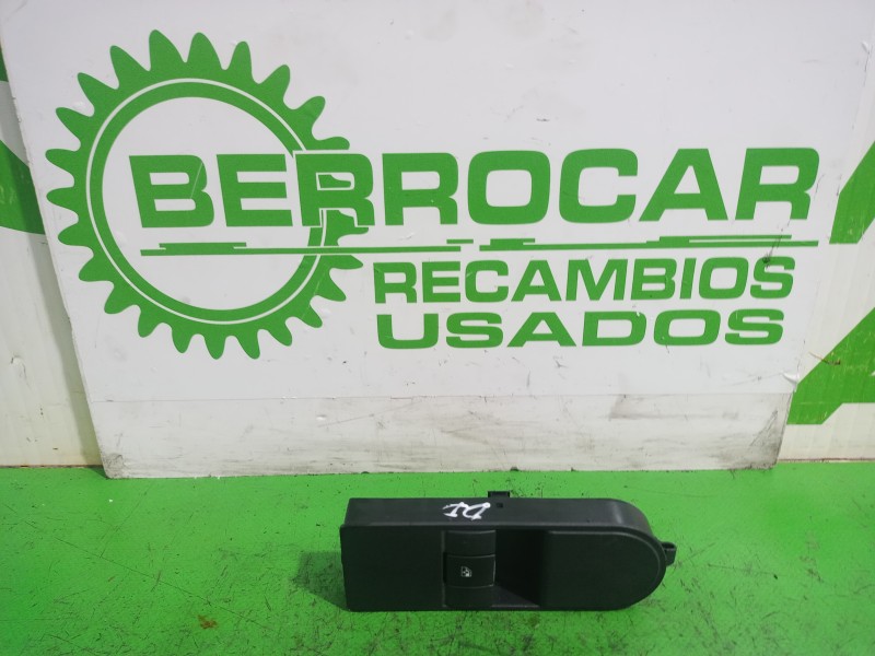 Recambio de mando elevalunas delantero izquierdo para opel zafira b 1.9 cdti referencia OEM IAM 13228709  
