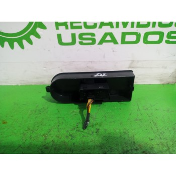 Recambio de mando elevalunas delantero izquierdo para opel zafira b 1.9 cdti referencia OEM IAM 13228709  