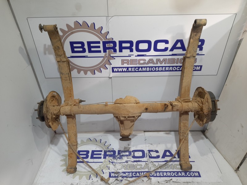 Recambio de eje trasero para mitsubishi montero (l040) 2.5 turbodiesel referencia OEM IAM MB912639  