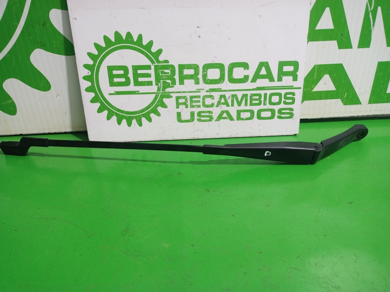 Recambio de brazo limpia delantero derecho para peugeot 508 active referencia OEM IAM 3392125943  