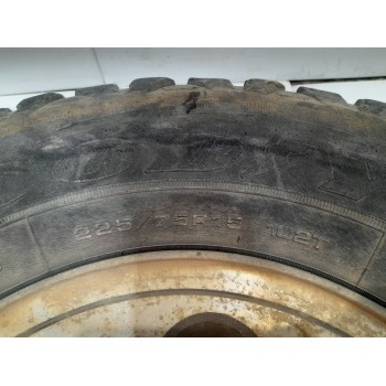 Recambio de juego llantas para mitsubishi montero (l040) 2.5 turbodiesel referencia OEM IAM MB540949  