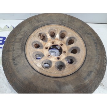 Recambio de juego llantas para mitsubishi montero (l040) 2.5 turbodiesel referencia OEM IAM MB540949  