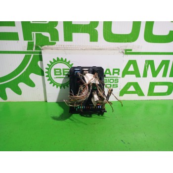 CAJA RELES / FUSIBLES 281171702B 