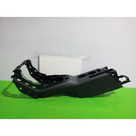Recambio de consola central para volkswagen t-cross advance referencia OEM IAM 2GM863241  