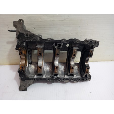 Recambio de culatin para opel grandland x opel 2020 referencia OEM IAM 9685737310  