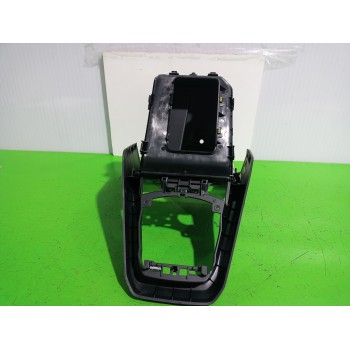 Recambio de moldura para volkswagen t-cross advance referencia OEM IAM 2GM863680C / 2GM864981  