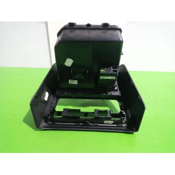 Recambio de moldura para volkswagen t-cross advance referencia OEM IAM 2GM863680C / 2GM864981  