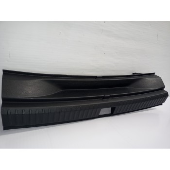 Recambio de moldura para seat arona xperience plus referencia OEM IAM 960266000  