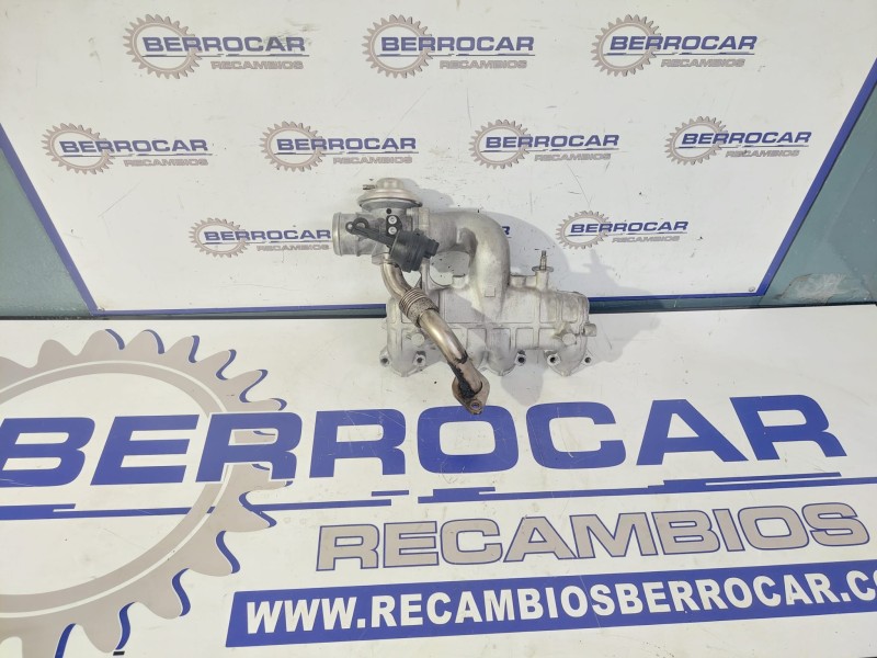 Recambio de colector admision para volkswagen passat berlina (3b2) 1.9 tdi referencia OEM IAM 038129713AB  