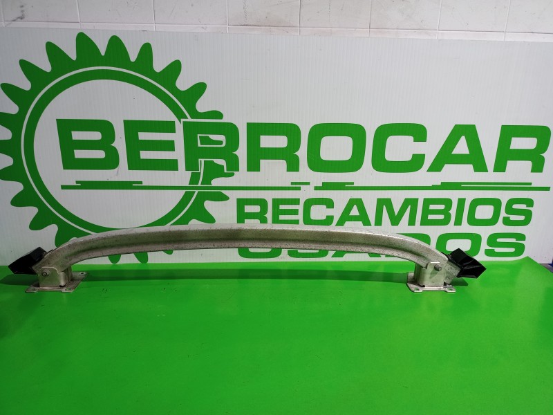 Recambio de refuerzo paragolpes trasero para renault scenic ii 1.5 dci diesel referencia OEM IAM 8200021828  