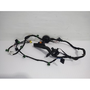 Recambio de cableado puerta para seat arona xperience plus referencia OEM IAM 4L09718411  