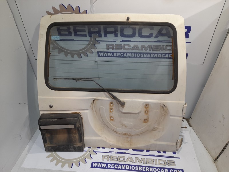 Recambio de porton trasero para mitsubishi montero (l040) 2.5 turbodiesel referencia OEM IAM MR592561 (CRISTAL DE REGALO)  