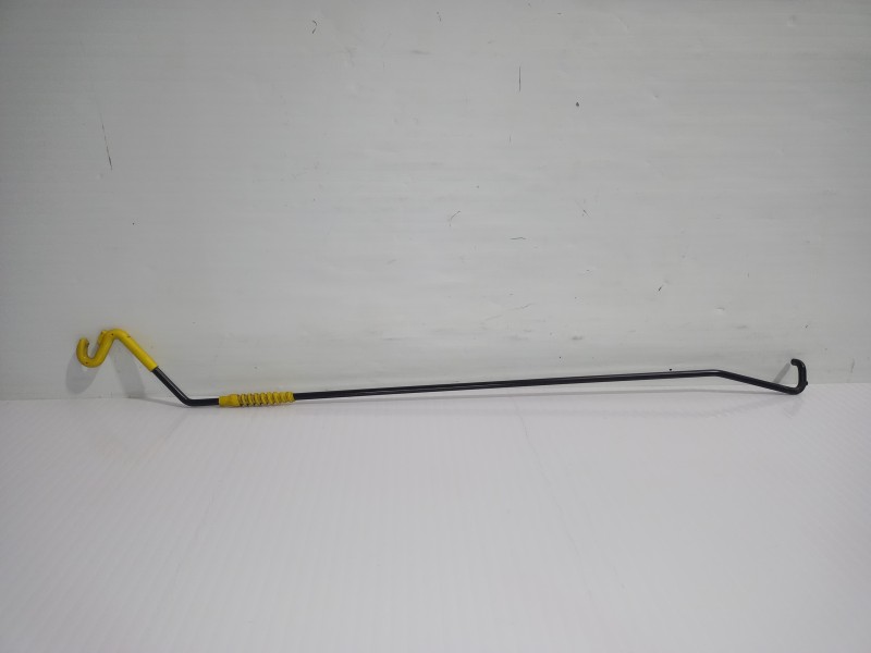 Recambio de soporte varilla capot para seat arona xperience plus referencia OEM IAM 6F9823363C  