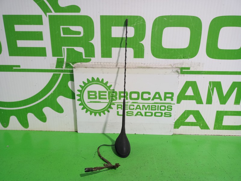 Recambio de base de antena para citroën c4 berlina collection referencia OEM IAM 965561378  