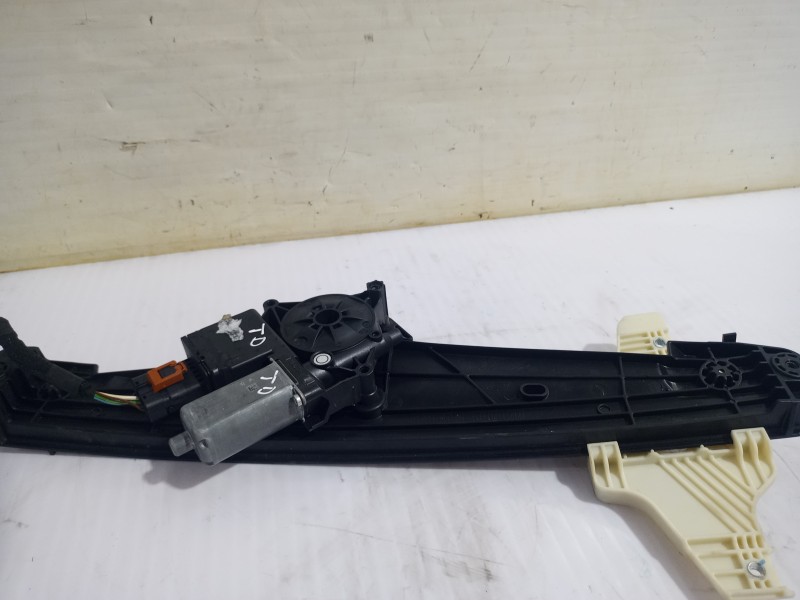 Recambio de elevalunas trasero derecho para opel grandland x opel 2020 referencia OEM IAM 9830320480  