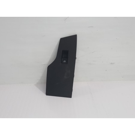 Recambio de mando elevalunas delantero derecho para seat arona xperience plus referencia OEM IAM 6F1867172  