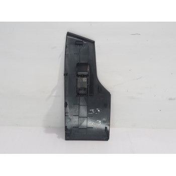 Recambio de mando elevalunas delantero derecho para seat arona xperience plus referencia OEM IAM 6F1867172  