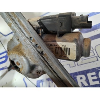 Recambio de elevalunas trasero izquierdo para renault scenic ii referencia OEM IAM 8201010935  