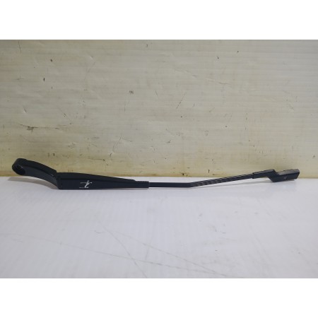 Recambio de brazo limpia delantero izquierdo para opel grandland x opel 2020 referencia OEM IAM YP00060580  