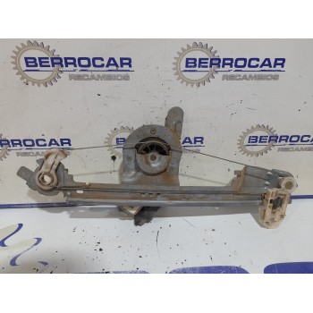 Recambio de elevalunas trasero izquierdo para renault scenic ii referencia OEM IAM 8201010935  