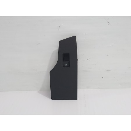 Recambio de mando elevalunas trasero derecho para seat arona xperience plus referencia OEM IAM 6F1867172  