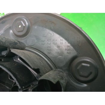 Recambio de tapacubos para peugeot expert combi referencia OEM IAM 9677413677  