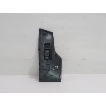 Recambio de mando elevalunas trasero derecho para seat arona xperience plus referencia OEM IAM 6F1867172  